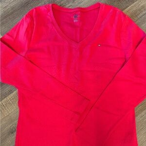 Tommy Hilfiger long sleeve tee